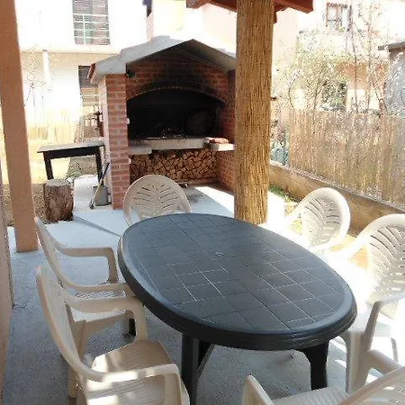 Apartment Rogic Biograd Na Moru Exterior photo